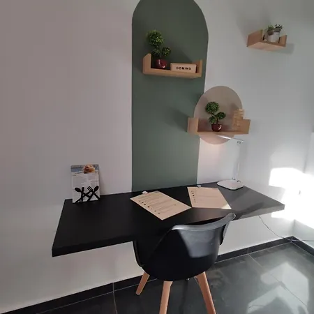 Theasis 4 Luxury With Sea View Апартаменты