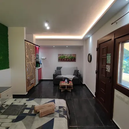 Апартаменты Theasis 4 Luxury With Sea View Неос-Мармарас