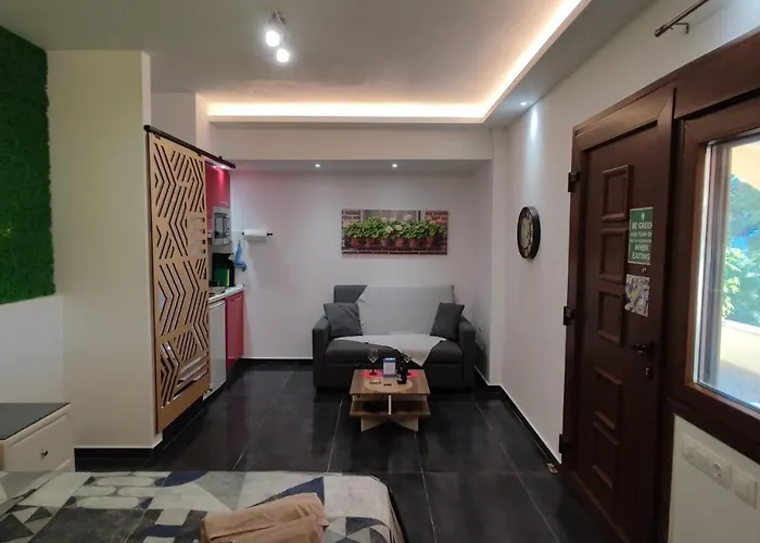 公寓 Theasis 4 Luxury With Sea View 新马尔马拉斯