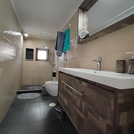 Theasis 4 Luxury With Sea View Apartamento